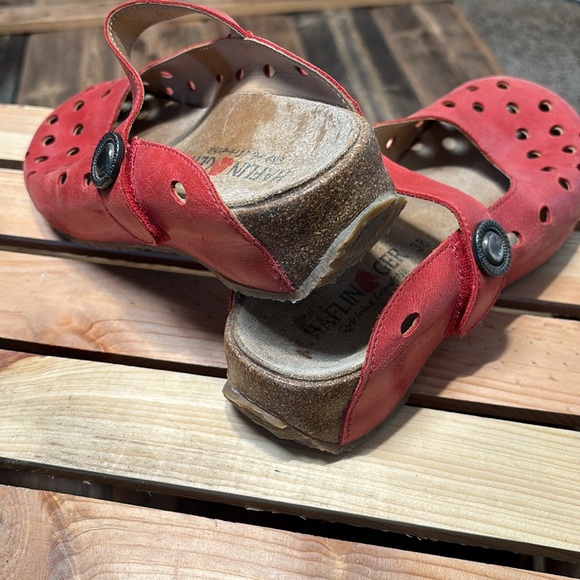 Haflinger Red Leather Clogs Mules Size 38 - Picture 2 of 10